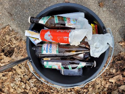 Mülltrolle und der Alkohol